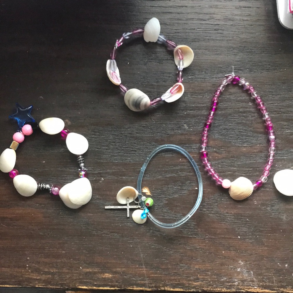 More beach jewelry
